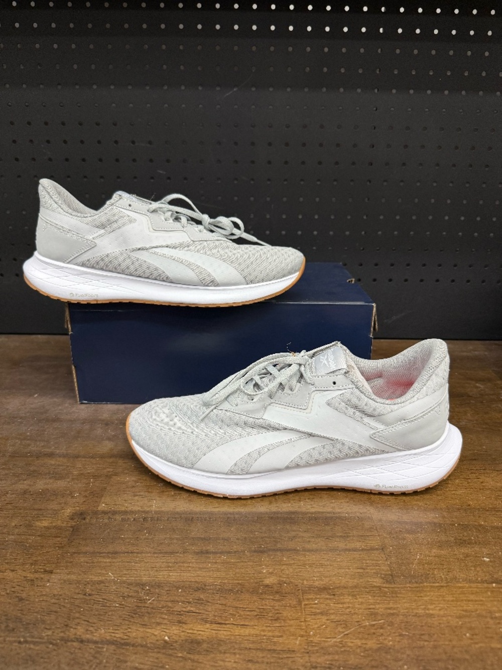 New W/O Box! Mens Reebok Energen Plus 2 'Pure Grey Gum' Running Sneakers Size 12